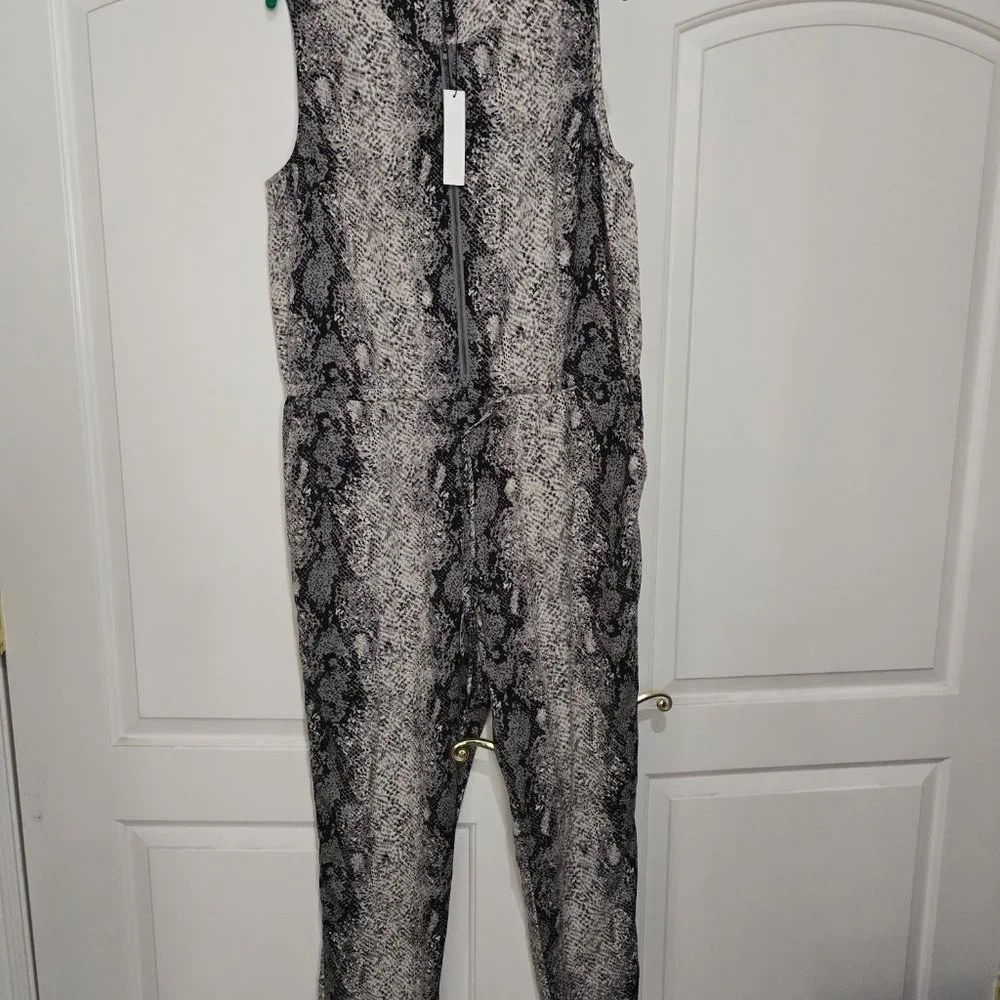 SALE! Walter Baker Jumpsuit - Picture 2 of 10
